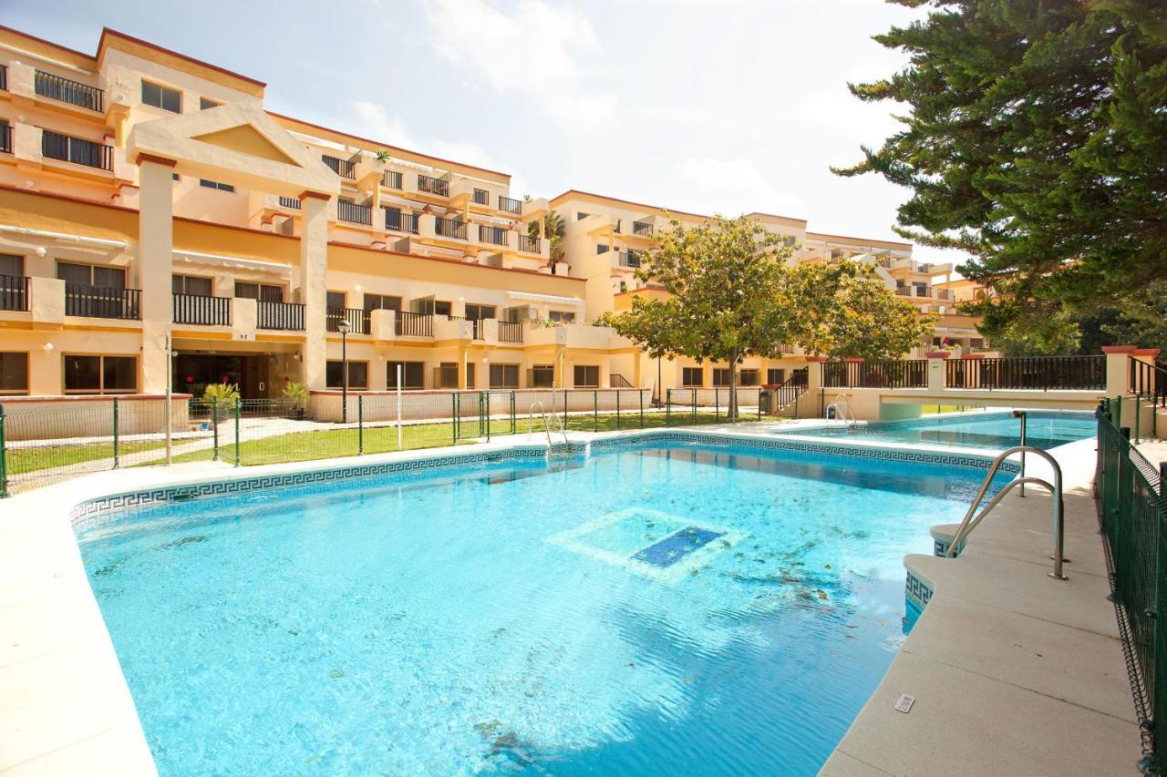 شقة Romana Playa Studio With Sea View ماربيا المظهر الخارجي الصورة