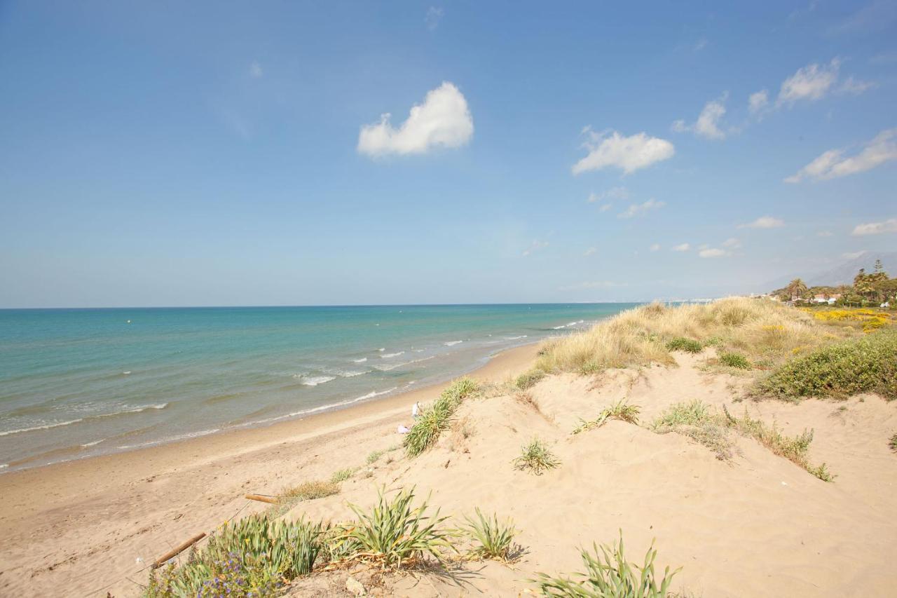 شقة Romana Playa Studio With Sea View ماربيا المظهر الخارجي الصورة