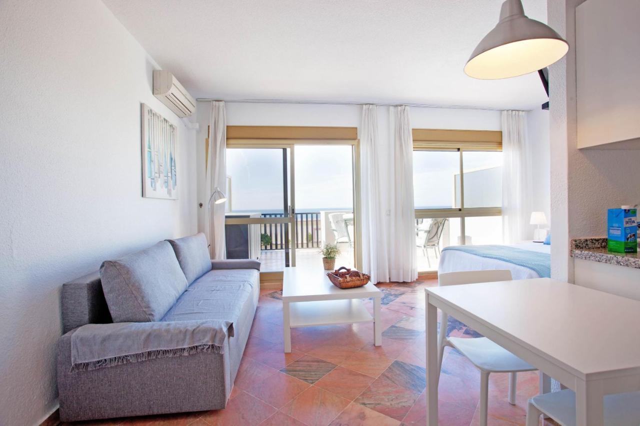 شقة Romana Playa Studio With Sea View ماربيا المظهر الخارجي الصورة